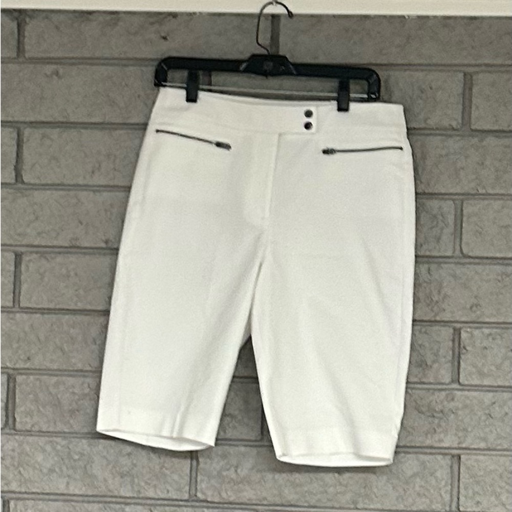 WHBM 12” Bermuda shorts size 6